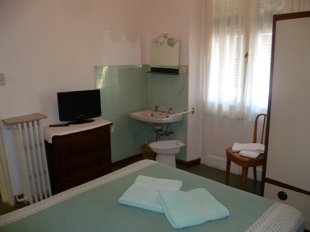 Pensione Elvezia Rapallo Zimmer foto